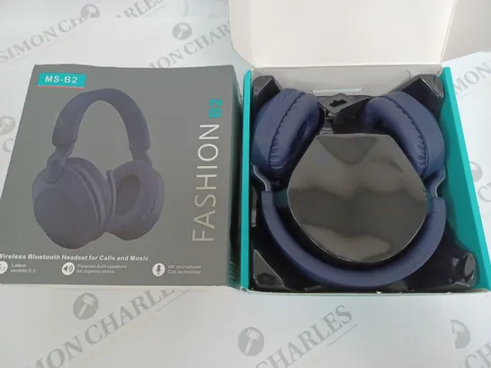 M2-B2 FASHION HEADPHONES