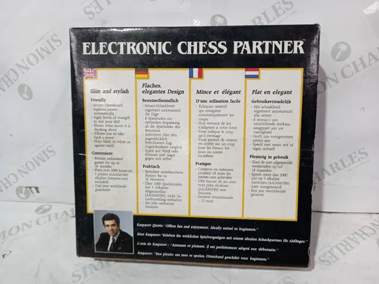 SAITEK KASPAROV ELECTRONIC CHESS PARTNER