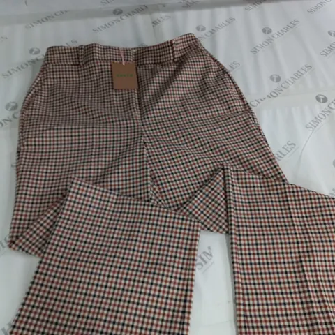 BODEN CHELSEA CHECK TROUSERS - 10 P