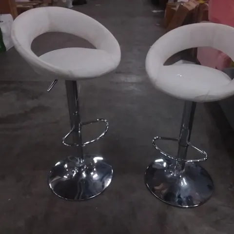 2 FAUX LEATHER WHITE BAR STOOLS 