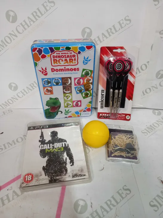 BOX OF APPROX 20 ASSORTED TOYS TO INCLUDE - PS3 CALL OF DUTY GAMES, DARTS SET, DINOSAUR DOMINOES ETC