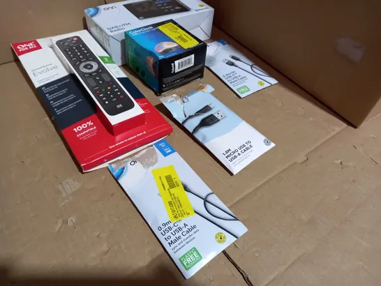 LOT OF APPROX 20 ASSORTED ELECTRICAL ITEMS TO INCLUDE: REMOTE CONTROLS, USB CABLE, RADIO 