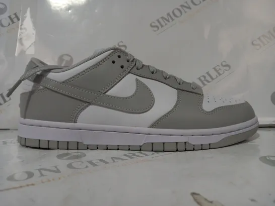 BOXED PAIR OF NIKE DUNK LOW RETRO SHOES IN GREY/WHITE UK SIZE 7