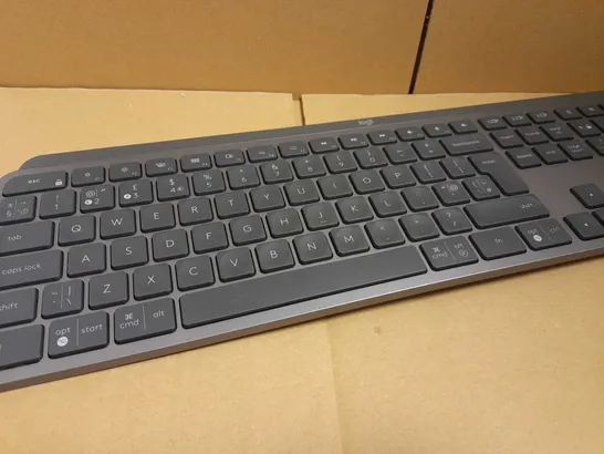 LOGITECH MX KEYS ADVANCED WIRELESS ILLUMINATED KEYBOARD