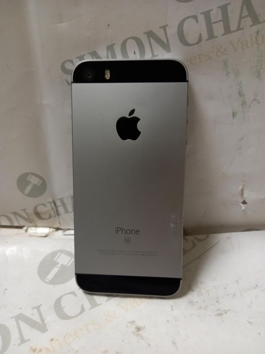 APPLE IPHONE 5 SE - BLACK/SILVER