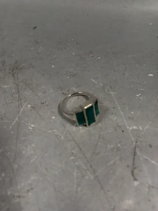 TJC EMERALDINE TRIPLET QUARTZ RING 