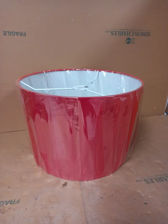 THE LIGHT SHADE STUDIO TAPERED DRUM SHADE - RED 