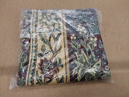 BAGGED COTTON WALL HANGING - TREE OF LIFE RED 1 BY WILLIAM MORRIS (1 ITEM)