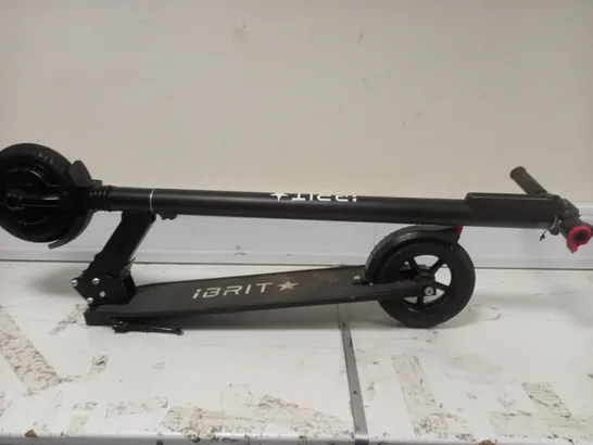 BOXED IBRIT RUSHLITE BLACK SCOOTER - COLLECTION ONLY 