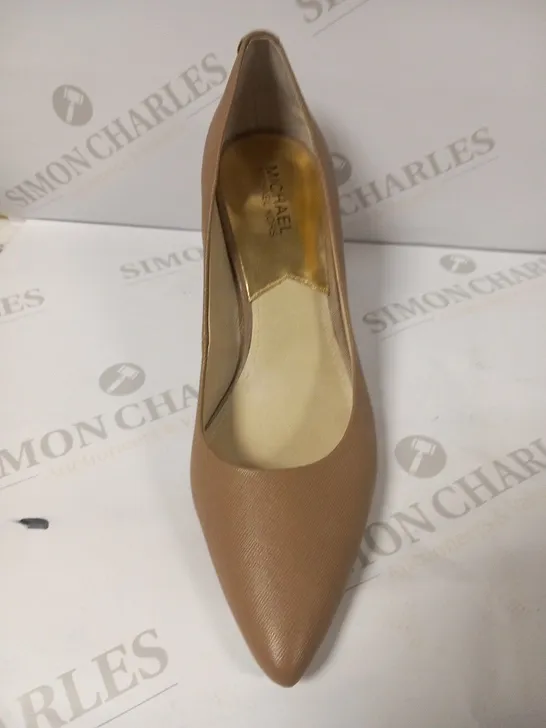 MICHAEL KORS HEELS SIZE 10M