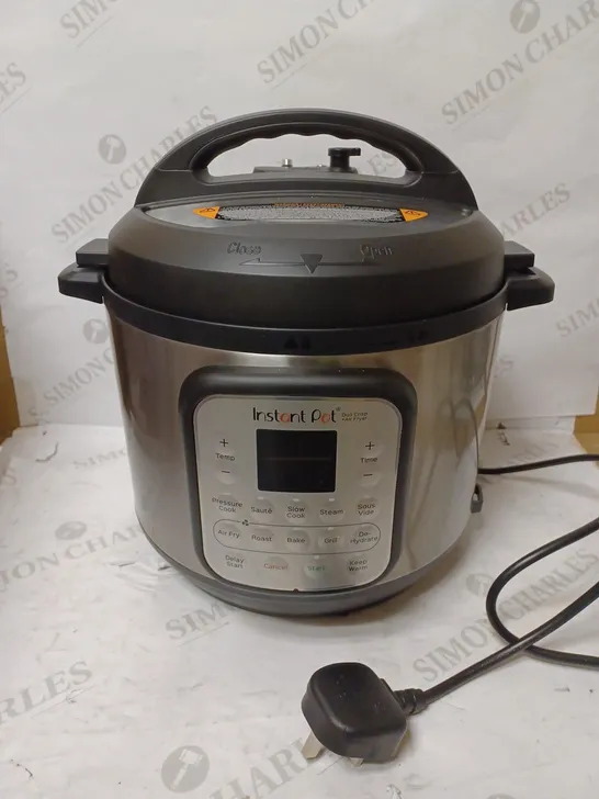 INSTANT POT DUO CRISP AIR FRYER MULTICOOKER