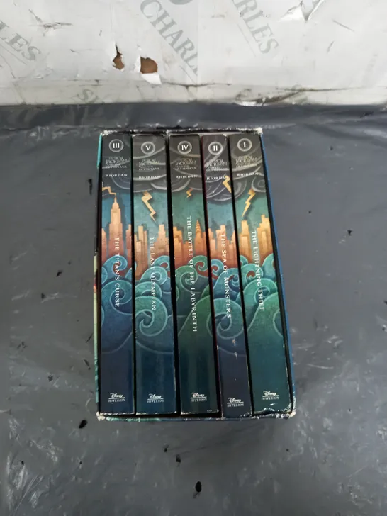 PERCY JACKSON AND THE OLYMPIANS SET BY RICK ROIRDAN 