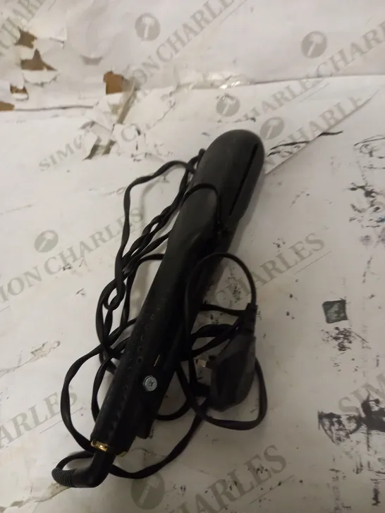 GHD MAX PROFESSIONAL HAIR STRAIGHTENERS