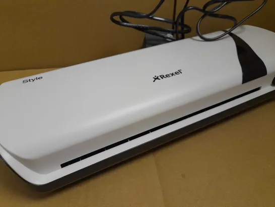 REXEL STYLE A4 HOME AND OFFICE LAMINATOR