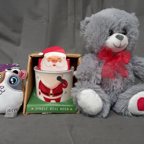 BOX OF APPROXIMATELY 20 ASSORTED HOUSEHOLD ITEMS TO INCLUDE GIFTLINGS SURPRISE PLUSH PET, JINGLE BELL ROCK MUG, SOFT GREY TEDDY, ETC