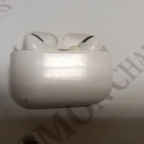 APPLE AIR PODS