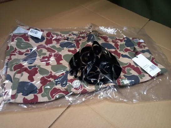 PACKAGED PRETTYGREEN MILES CAMO CARGO SHORTS - SMALL