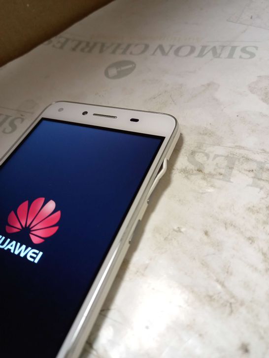 HUAWEI Y6 MOBILE PHONE