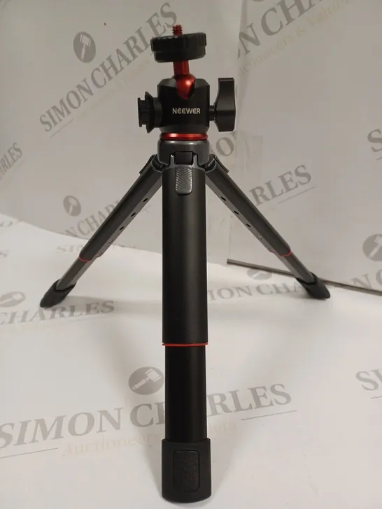 UNBOXED NEEWER CAMERA TRIPOD