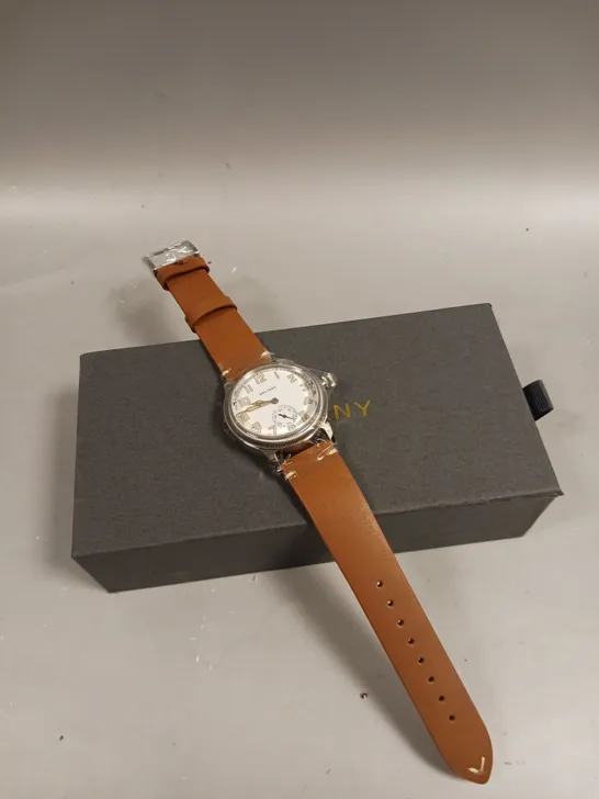 BOXED BALTANY WHITE DIAL LEATHER STRAP WATCH 