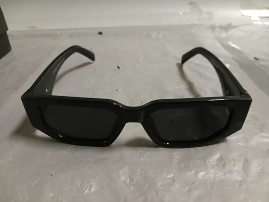 PAIR OF PRADA CHUNKY BLACK FRAMED GLASSES IN CASE