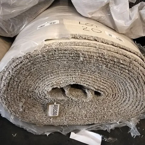 ROLL OF BURSA SAFARI CARPET APPROXIMATELY 4X30.20M