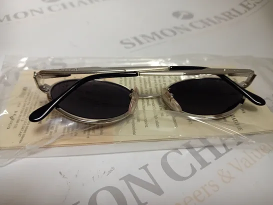 APPROXIMATELY 10 DIERRE STING SUNGLASSES