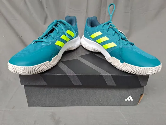 BOXED PAIR OF ADIDAS GAMECOURT 2 M SHOES IN TEAL/GREEN UK SIZE 11