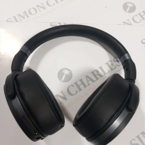 SENNHEISER ON EAR HEADPHONES