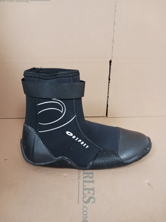 OSPREY 5MMNEOPRENE BOOTS - UK 7 