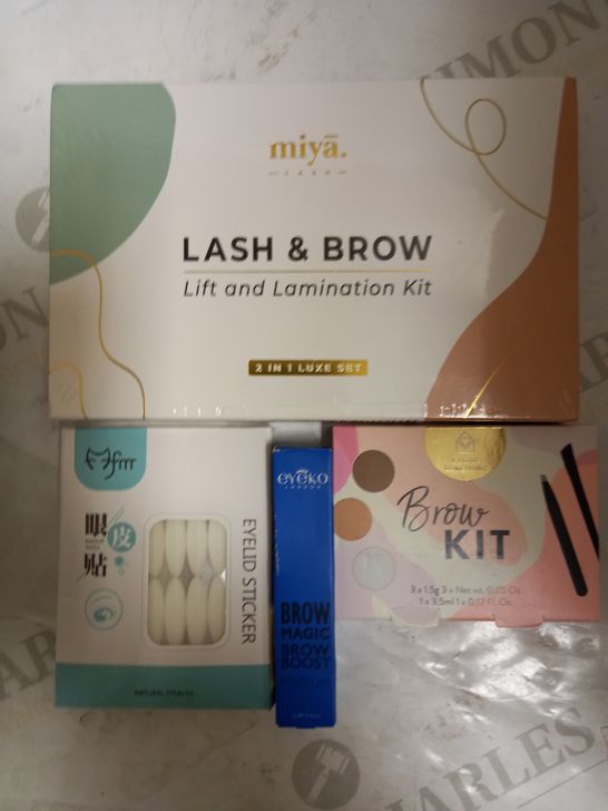 BAG OF LASH AND BROW KITS