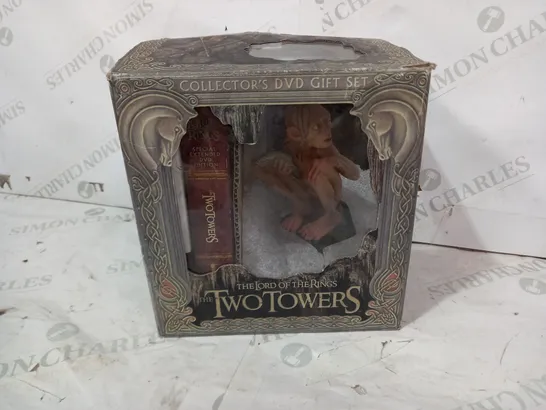 BOXED THE LORD OF THE RINGS TWO TOWERS COLLECTORS DVD GIFT SET 