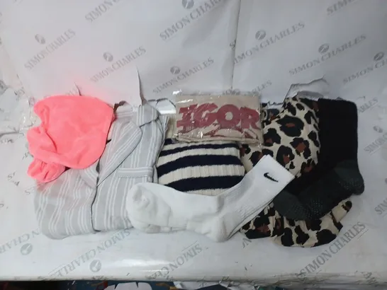 BOX OF ASSORTED CLOTHING ITEMS TO INCLUDE SOCKS, TOPS, PYJAMAS ETC 