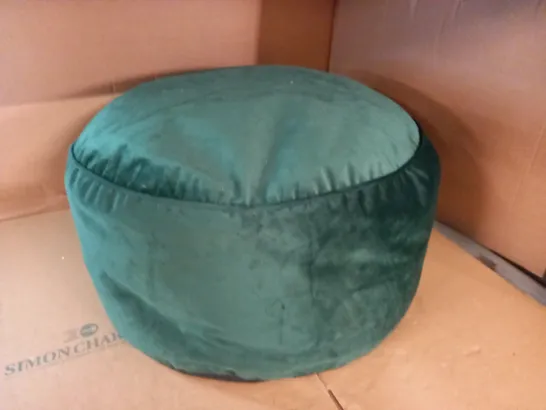 ROUND GREEN FABRIC BEAN BAG