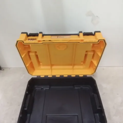 DEWALT IP 54 T-STAK BOX