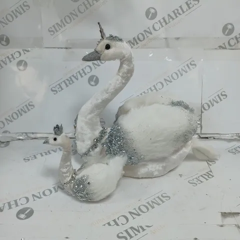 BOXED JM BY JULIEN MACDONALD SET OF 2 FAUX FUR SWANS