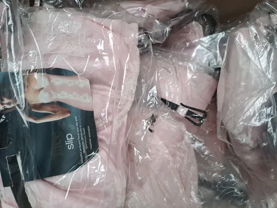 BOX OF APPROXIMATELY 15 ASSORTED LACE SLIP DRESSES IN PINK (SIZES VARY)