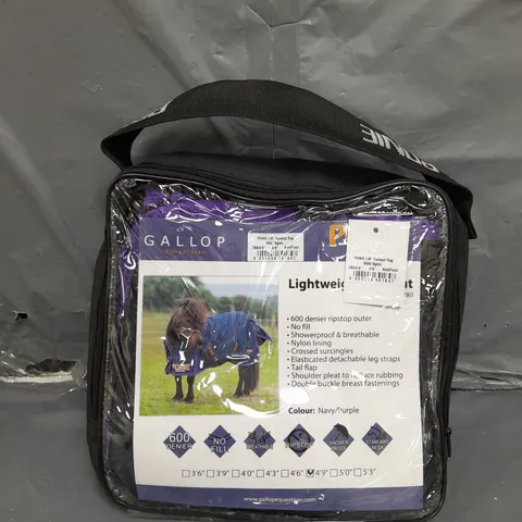 BAGGED GALLOP TROJAN LITE-WEIGHT TURNOUT RUG