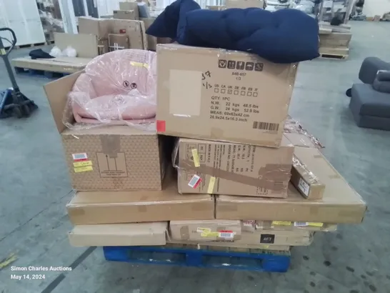 A PALLET OF VARIOUS FURNITURE PARTS AND CUSHIONS 