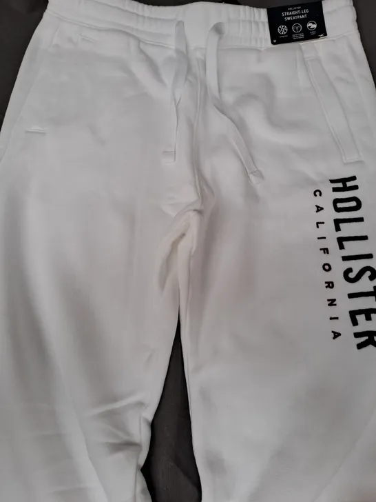 HOLLISTER STRAIGHT-LEG SWEATPANTS IN WHITE SIZE MEDIUM