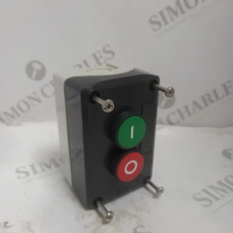 BOXED SCHNEIDER ELECTRIC START/STOP CONTROL STATION 