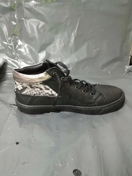 ADESSO LADIES LUNA TRAINERS BLACK SIZE 5