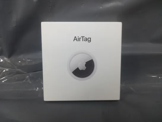 BOXED APPLE A2187 AIR TAG