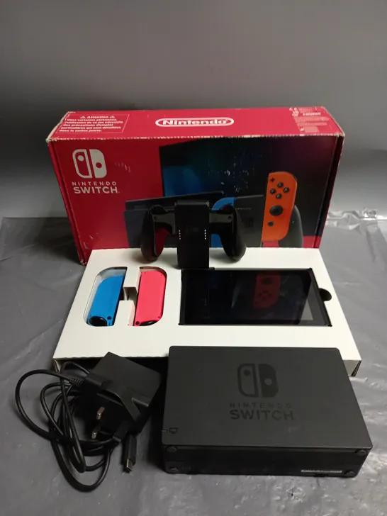 BOXED NINTENDO SWITCH CONSOLE 