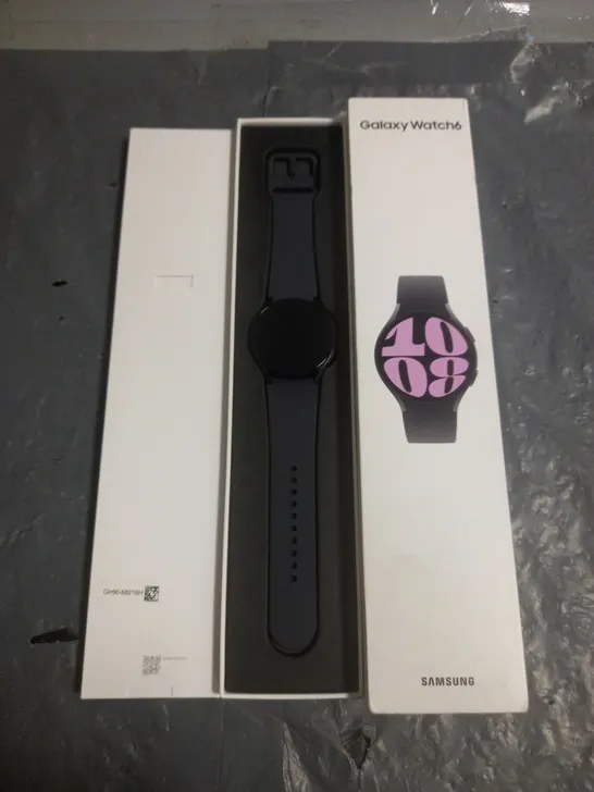 BOXED SAMSUNG GALAXY WATCH 6 40MM SM-R930