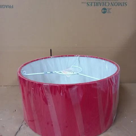 RED RIBBED LIGHTSHADE 40CM