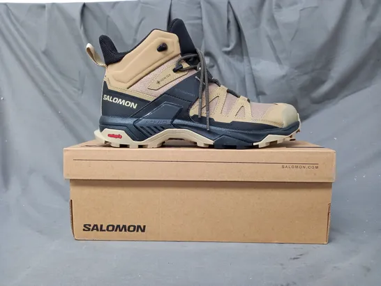 BOXED PAIR OF SALOMON X ULTRA 4 MID GTX SHOES IN KELP/BLACK/SAFARI UK SIZE 8.5