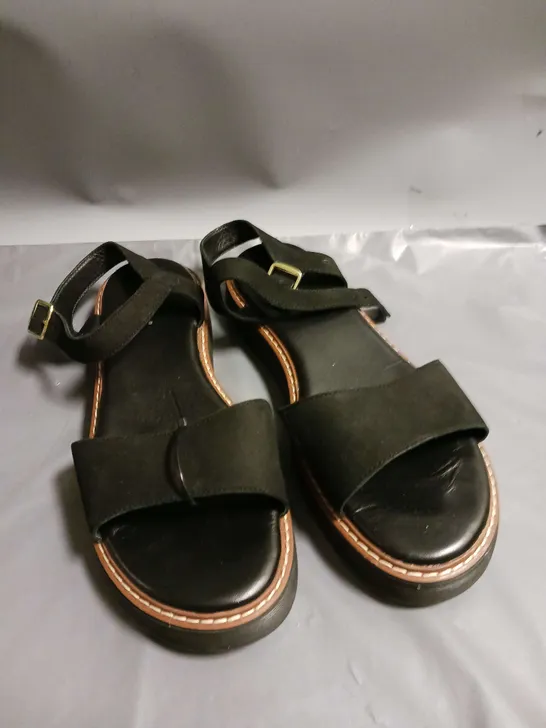 HUSH PUPPIES LADIES SANDALS BLACK SIZE 8