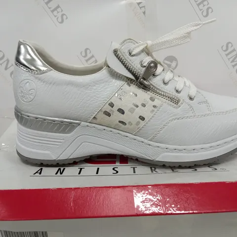 BOXED RIEKER ANTISTRESS WHITE TRAINERS - EUR 41