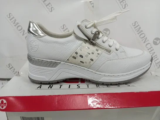 BOXED RIEKER ANTISTRESS WHITE TRAINERS - EUR 41